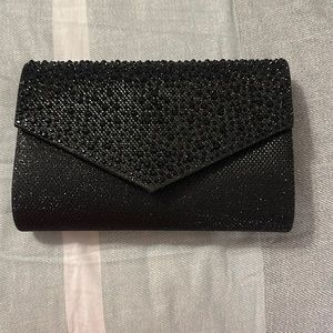 Black clutch